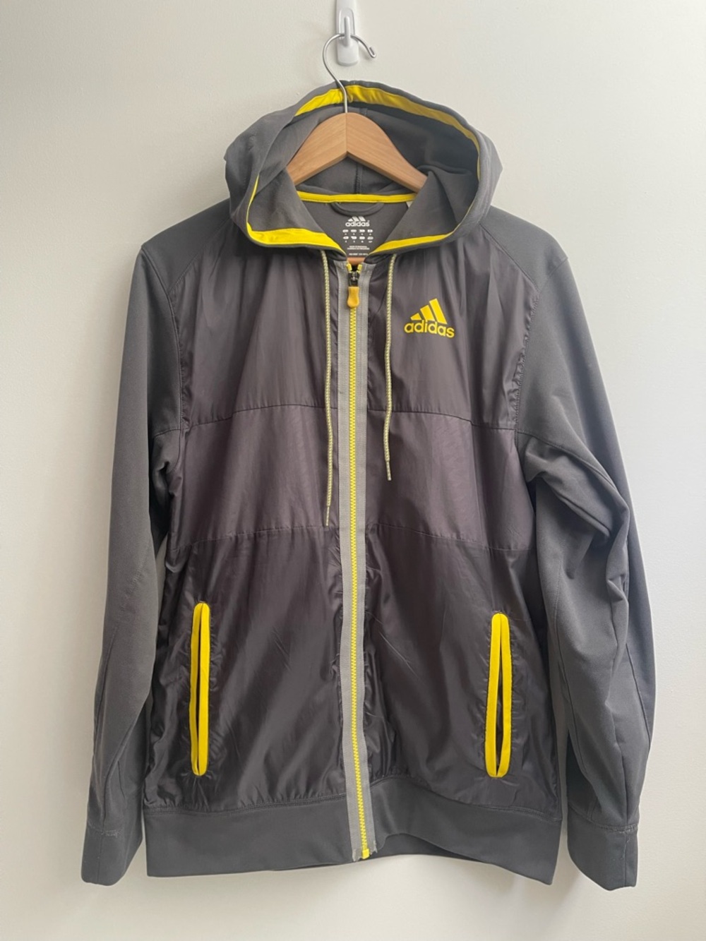 Adidas Men's Gray Hooded Sports Windbreaker Jogging Jacket with Yellow Trim